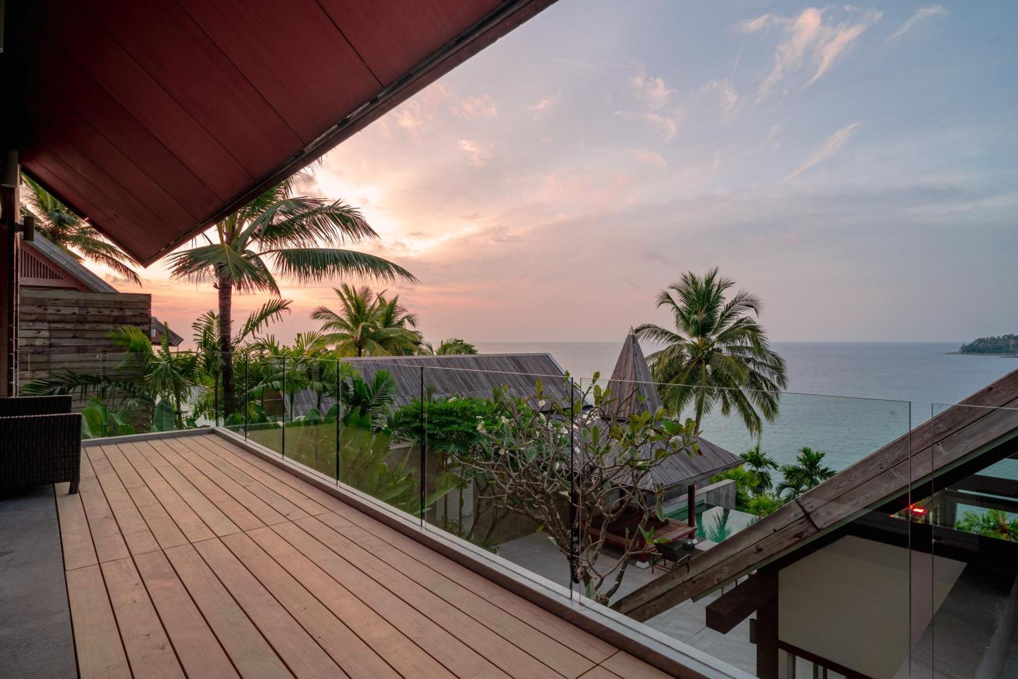 Surin Beach Oceanfront Villa With Ocean And Beach Views المظهر الخارجي الصورة