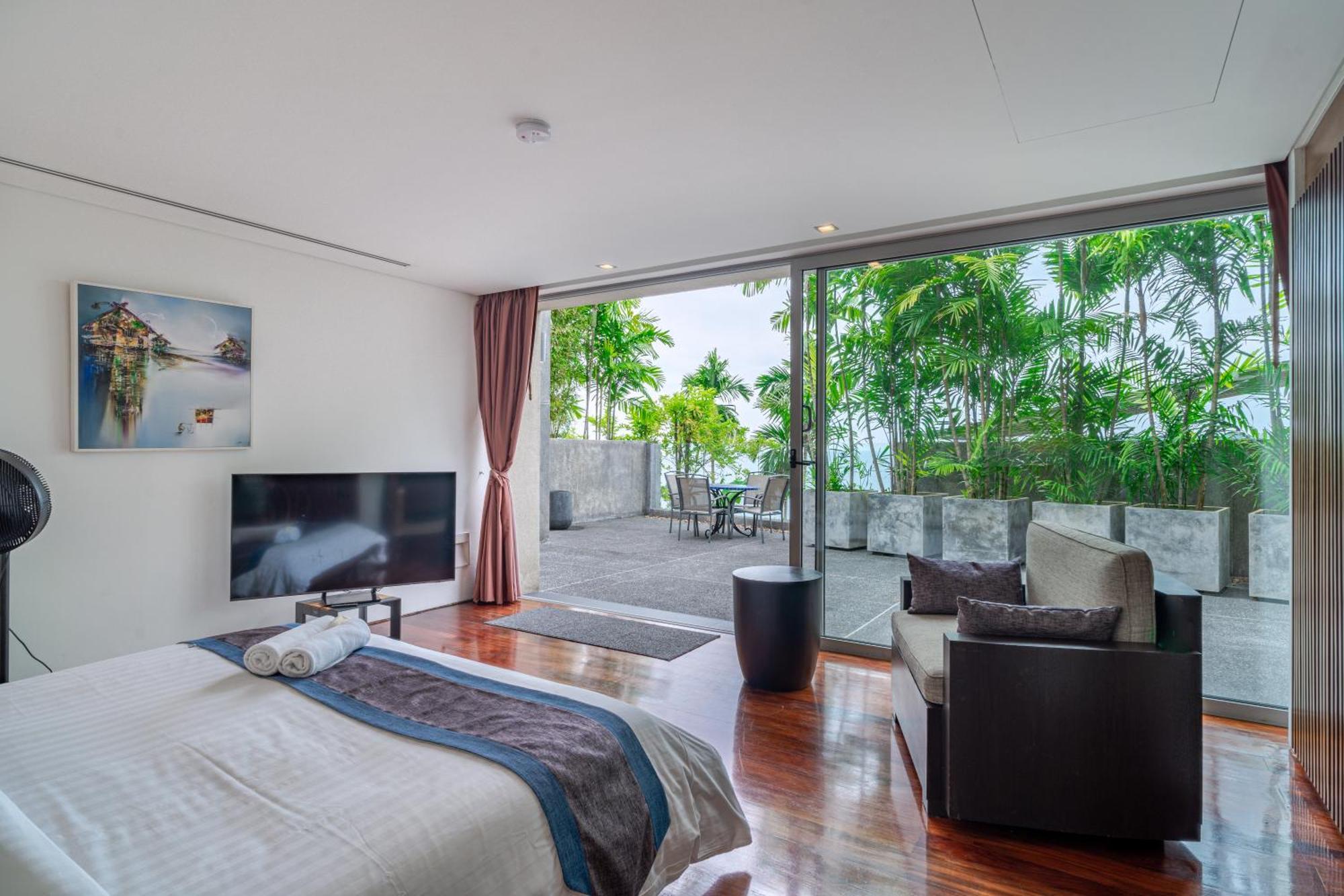 Surin Beach Oceanfront Villa With Ocean And Beach Views المظهر الخارجي الصورة